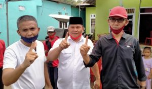 Calon Wabup Bolsel Deddi Abdul Hamid (tengah), Iksan Van Gobel (kiri) dan Zulkarnain Kamaru (kanan)