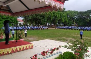 Wali Kota Kotamobagu memimpin upacara HUT Korpri ke 49.