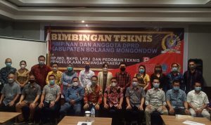 Wabup Bolmong Buka Bimtek DPRD Bolmong