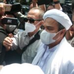 Atas Kasus Kerumunan di Megamendung, Rizieq Divonis Denda 20 Juta