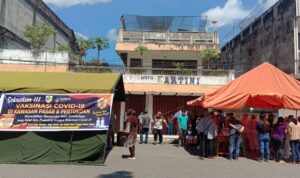 Ratusan Pedagang Pasar dan Karyawan Ikut Vaksinasi