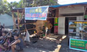 Bengkel Budel Tambal Ban Romy dan Komunitas Punk Melayani 1x24 Jam