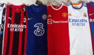 Massa Sulit di Massa Pandemi, Tak Lemahkan Yudi Berjualan Jersey Bola Berkualitas