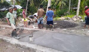 Pemdes Jiko Belanga Buat Akses Jalan Rabat Beton dalam Desa