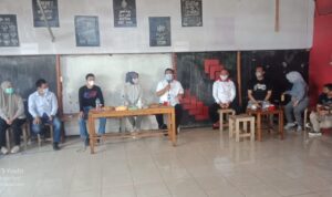 atong Bara, Ketua DPRD Bersama Wartawan Bahas Pemberdayaan Potensi Kopi di Kotamobagu