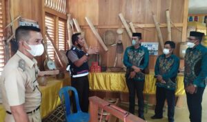 Rumah Adat Replika Komalig di Desa Kopandakan 1, Mendapat Kunjungan dari Pemdes Sipayo