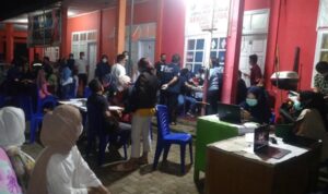 Dinkes Lakukan Vaksinasi Covid-19 di Pasar Kuliner Kotamobagu