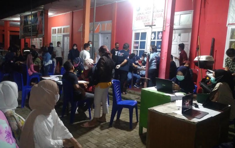 Dinkes Lakukan Vaksinasi Covid-19 di Pasar Kuliner Kotamobagu