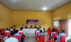 Mewakili Wali Kota Tatong Bara, Asisten III Buka Pelatihan Pembuatan Meubel di DPTK