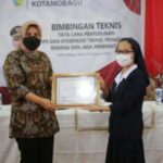 Tatong Bara Apresiasi SMP Katolik Atas Prestasi Sebagai Sekolah Adiwiyata Nasional Tahun 2021