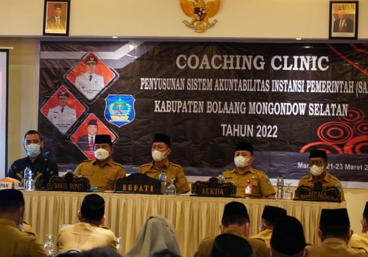 Bupati Bolsel Buka Bimtek Coaching Clinic Penguatan SAKIP