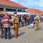 Antisipasi Kelangkaan Minyak Goreng, Pemda Boltim Gandeng Bulog Gelar Operasi Pasar