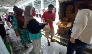 DisperindagKop Boltim Pantau Ketersediaan Minyak Goreng, Sekaligus Operasi Pasar di Tutuyan