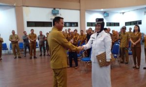 Lantik Pjs Sangadi Desa Bongkudai, Bupati Boltim Tegaskan Tupoksi Jabatan Kades