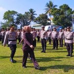 Tatong Bara Bacakan Sambutan Kapolri Saat Pimpin Apel Gelar Pasukan Operasi Ketupat