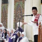 Bupati Bolsel Hi. Iskandar Kamaru melepas Jamaah Calon Haji Tahun 2024