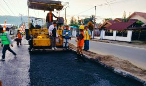 Ruas Jalan Kuala-Taman Keidupa di Desa Buroko Timur Mulai Dibangun