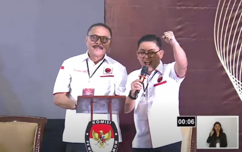 Lebih Lugas dan Percaya Diri, Limi-Welty Unggul Debat Pertama Pilkada Bolmong 2024.