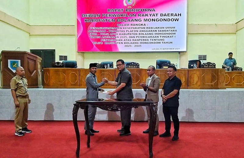 DPRD Bolmong Gelar Paripurna KUA-PPAS dan Pembicaraan Tingkat I RPJPD 2025-2045.