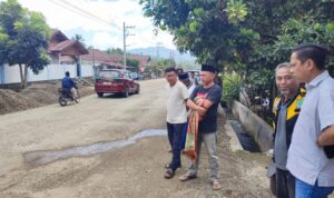Belasan Tahun Rusak Parah, Wali Kota Kotamobagu Pantau Langsung Perbaikan Jalan A.P Mokoginta.