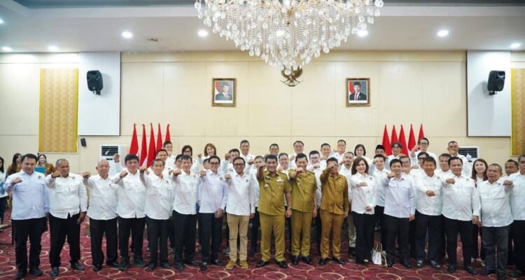 Ketua Gerindra Kotamobagu, Dahlan Manggo, masuk dalam kepengurusan pimpinan Dewan Koperasi Indonesia Wilayah (Dekopinwil) Sulawesi Utara (Sulut) periode 2025-2030.