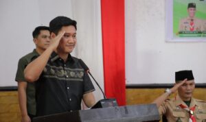 Rendy Mangkat Lepas Kontingen Kwarcab Kotamobagu. Rendy Mangkat Lepas Kontingen Kwarcab Kotamobagu.