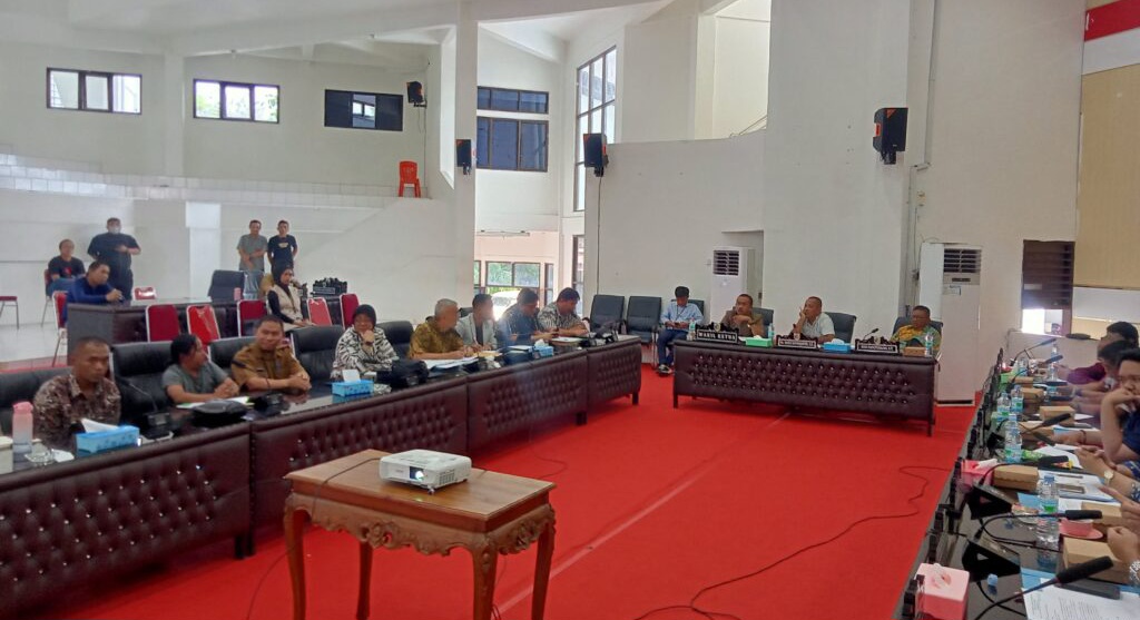 DPRD Kotamobagu Rapat Dengar Pendapat dengan Warga PCI Mocil dan Developer.
