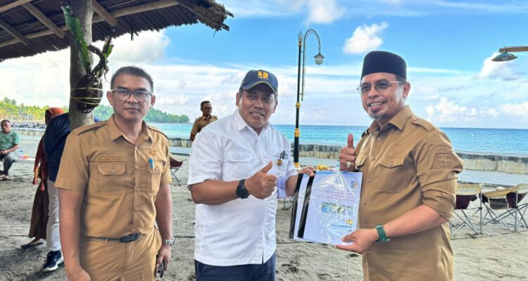 Pemda Boltara Serah Terima Aset Wisata Batu Pinagut. Pemda Boltara Serah Terima Aset Wisata Batu Pinagut.