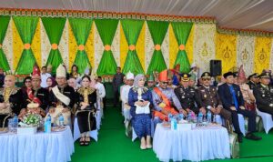 Kejari Kotamobagu, Saptono SH menghadiri upacara HUT Ke-116 Tahun Kota Kotamobagu, Senin, 19 Januari 2026.