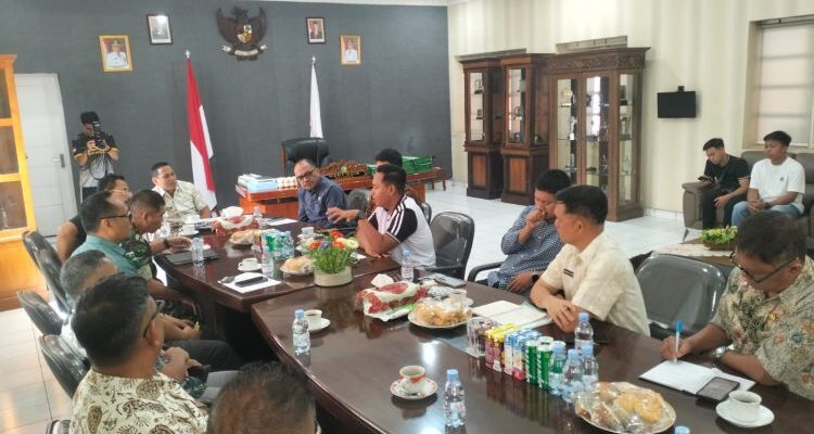 de67bff844c91d8480bbbd4b7917301d673eedcf4ced73634a7c6b03a67f6849.0